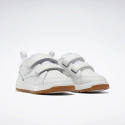 REEBOK WEEBOK  CLASP LOW