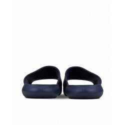NIKE VICTORI ONE SLIDE